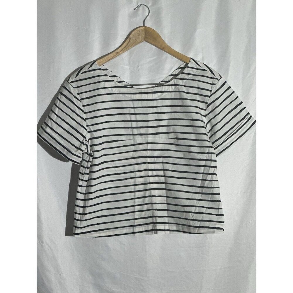 J.Crew Women’s black&white striped box short sleeve top size small